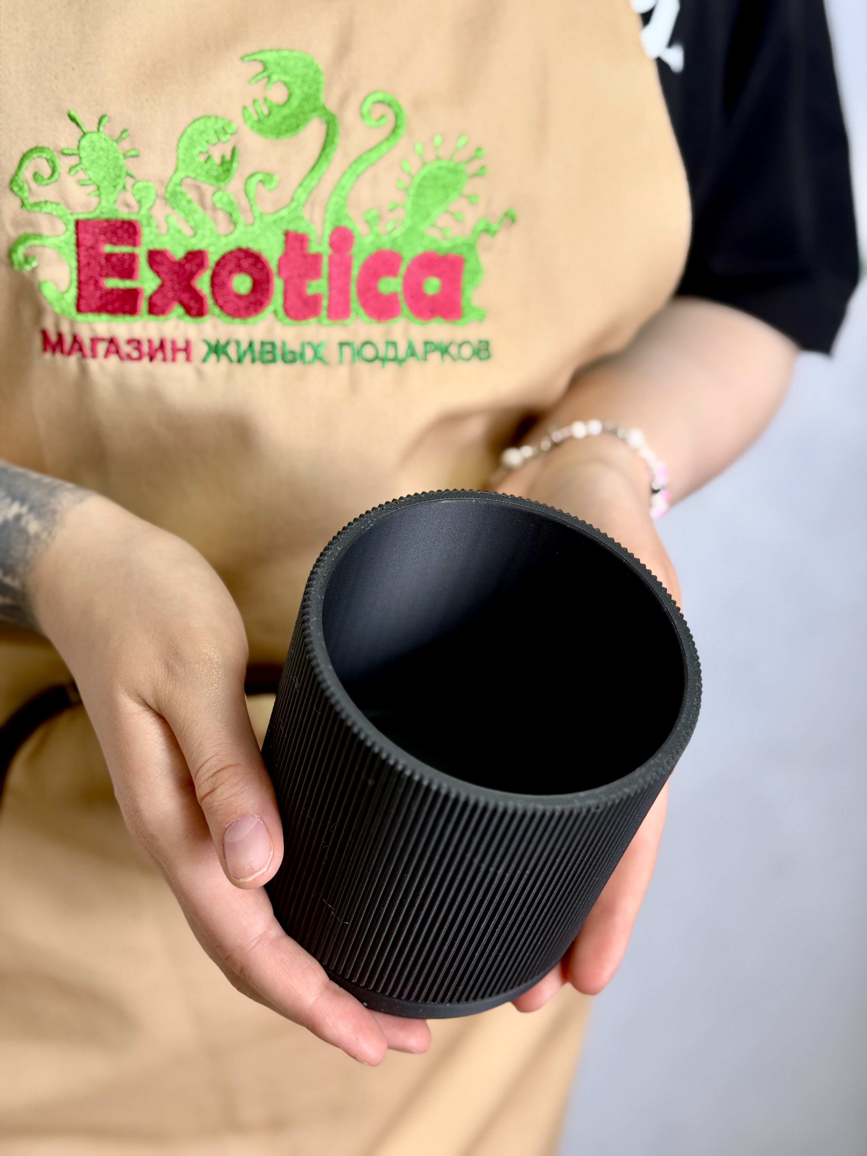 Горшок черный с поддоном Exotica Nordic D9см