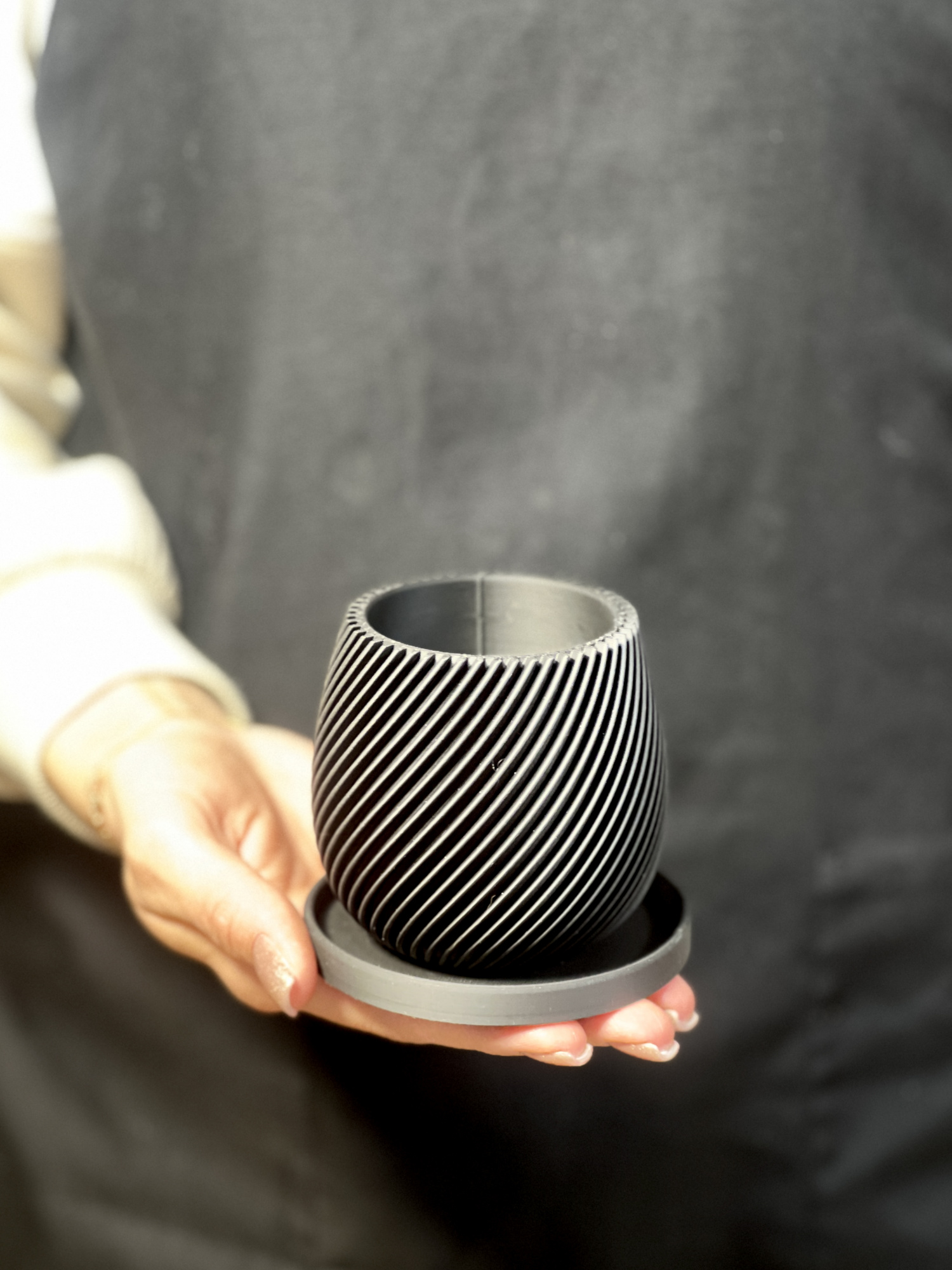 Горшок черный с поддоном Exotica Spiral Mini D6см (набор из 2шт)